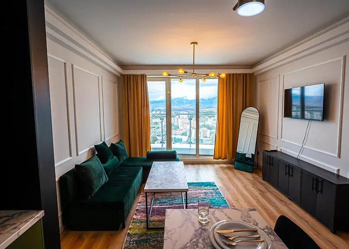 38 & 32 Floor Amazing Balcony Views, Pool , Gym, And Free Parking Lejlighed