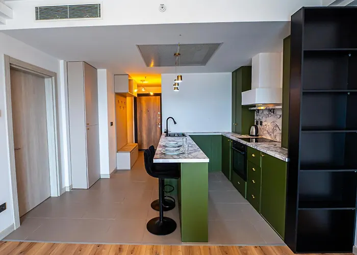 Lejlighed 38 & 32 Floor Amazing Balcony Views, Pool , Gym, And Free Parking *