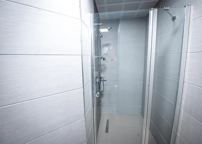 38 & 32 Floor Amazing Balcony Views, Pool , Gym, And Free Parking Lejlighed *