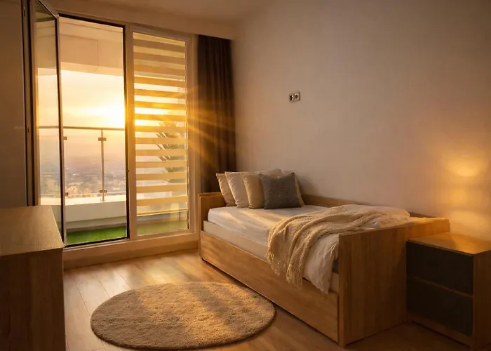 38 & 32 Floor Amazing Balcony Views, Pool , Gym, And Free Parking Skopje